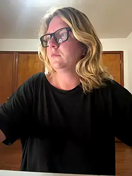 Lizzyloo online show from September 29, 7:57 am