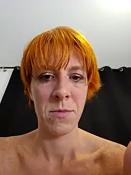 Snapshot of Mymiesexy chatting on December 3, 9:12 pm Mymiesexy online show from December 3, 9:12 pm