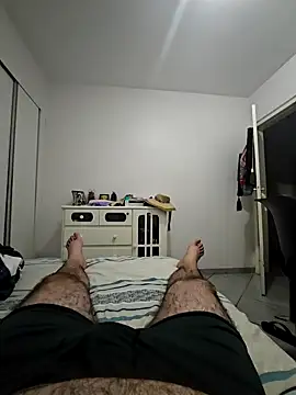 Snapshot of MysterBearMG chatting on January 18, 3:53 am MysterBearMG online show from January 18, 3:53 am