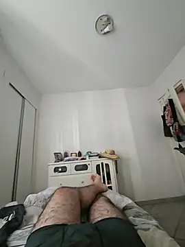 Snapshot of MysterBearMG chatting on January 18, 12:26 pm MysterBearMG online show from January 18, 12:26 pm