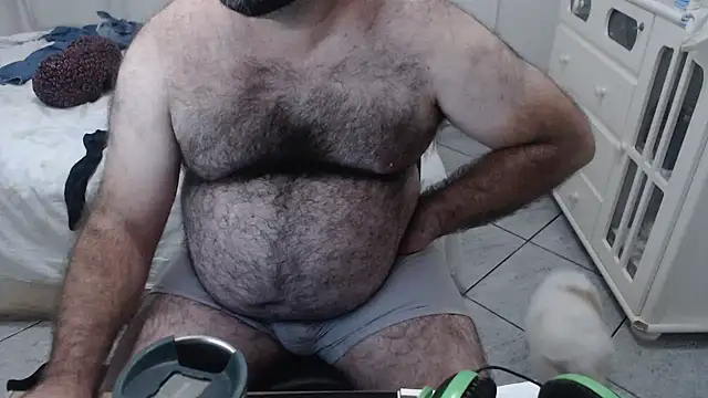 Snapshot of MysterBearMG chatting on January 30, 12:07 am MysterBearMG online show from January 30, 12:07 am