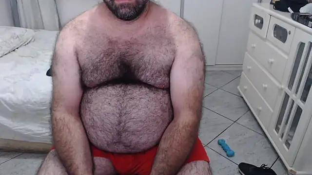 Snapshot of MysterBearMG chatting on March 11, 1:48 am MysterBearMG online show from March 11, 1:48 am