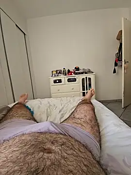 Snapshot of MysterBearMG chatting on March 16, 12:11 pm MysterBearMG online show from March 16, 12:11 pm