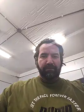 Snapshot of MysterBearMG chatting on October 1, 3:51 pm MysterBearMG online show from October 1, 3:51 pm