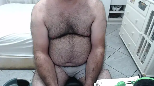 MysterBearMG online show from March 22, 2:04 am