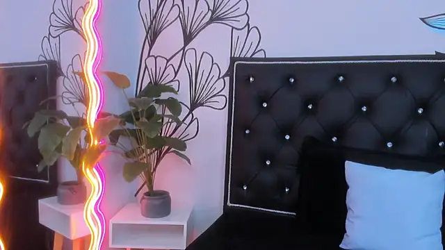 Snapshot of Sweet_Ariadna_ chatting on March 10, 11:59 am Sweet Ariadna online show from March 10, 11:59 am