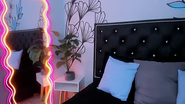 Snapshot of Sweet_Ariadna_ chatting on March 11, 12:11 pm Sweet Ariadna online show from March 11, 12:11 pm