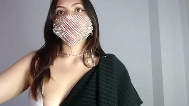 Snapshot of darika__ chatting on December 3, 10:40 pm darika online show from December 3, 10:40 pm