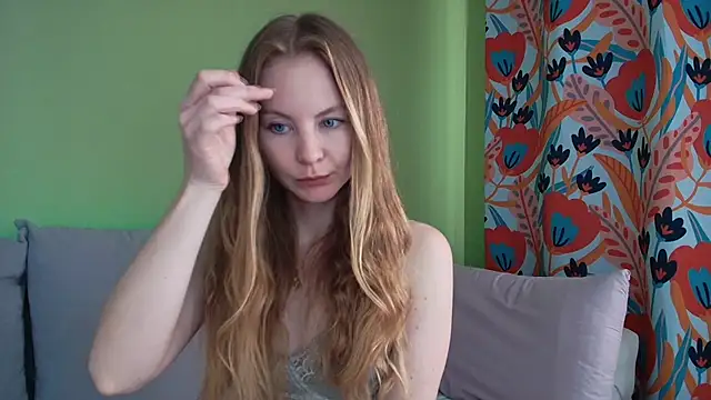 Snapshot of Cuddle_Cat chatting on March 27, 1:44 pm Cuddle Cat online show from March 27, 1:44 pm