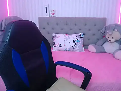 cum bigass online show from January 14, 6:28 pm