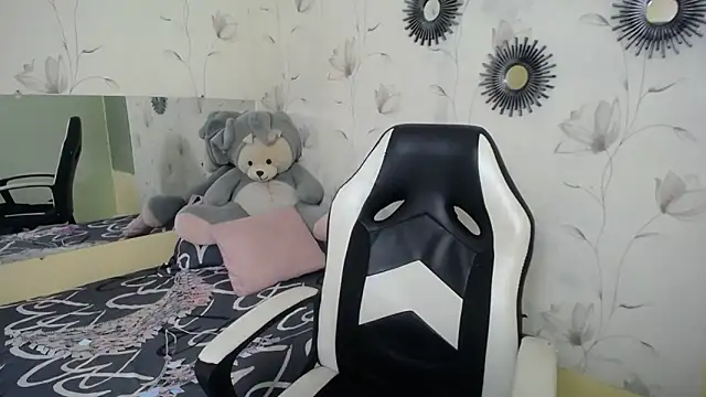 cum bigass online show from October 14, 12:06 pm