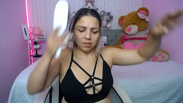 cum bigass online show from February 14, 12:13 pm