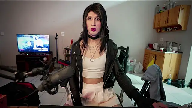 Snapshot of brenda_nataliaok chatting on March 21, 4:49 am brenda nataliaok online show from March 21, 4:49 am