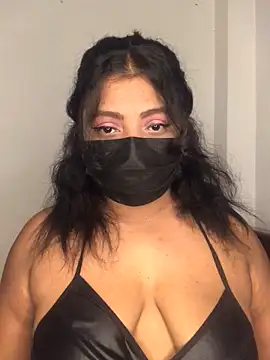 Snapshot of _Cute_ariana_ chatting on January 31, 7:11 pm Cute ariana online show from January 31, 7:11 pm