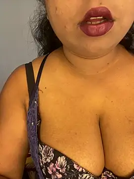 Snapshot of _Cute_ariana_ chatting on February 15, 7:38 am Cute ariana online show from February 15, 7:38 am