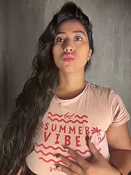 Valentinne z online show from March 28, 8:47 am