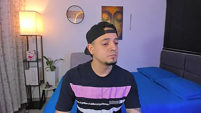 alejandro calderon1 online show from May 11, 11:46 pm