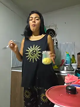 Hannah-grace online show from November 3, 10:05 am