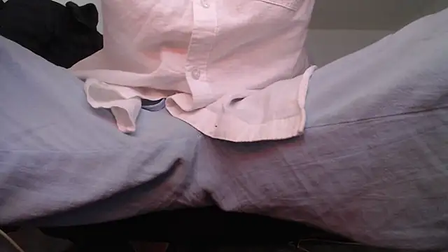 Snapshot of herver67 chatting on February 2, 8:13 am herver67 online show from February 2, 8:13 am