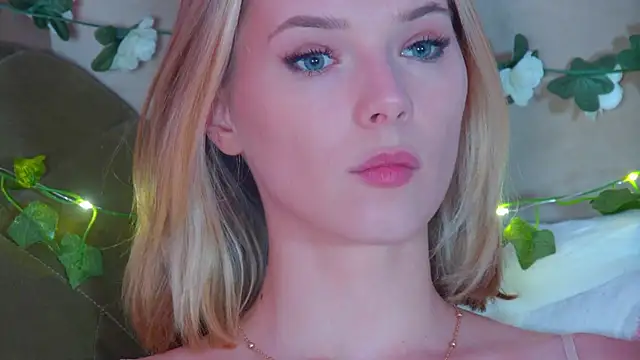 GentleRossi online show from March 25, 8:37 pm