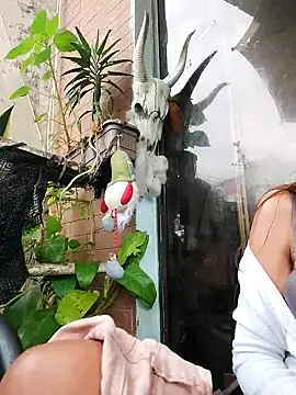 Snapshot of k_lebannon chatting on January 4, 8:37 pm k lebannon online show from January 4, 8:37 pm