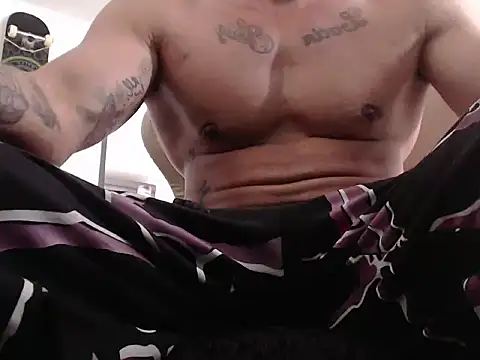 Snapshot of xxxtreme_master7 chatting on July 30, 1:10 pm xxxtreme master7 online show from July 30, 1:10 pm