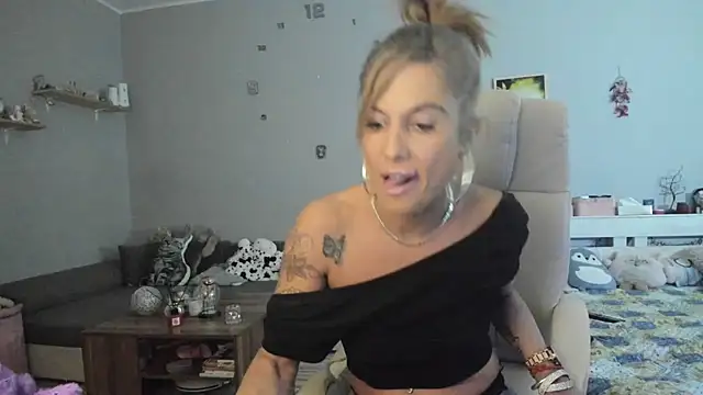 Orchideaxx online show from February 22, 6:19 pm