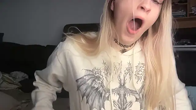 kittyxexx online show from July 24, 3:26 am