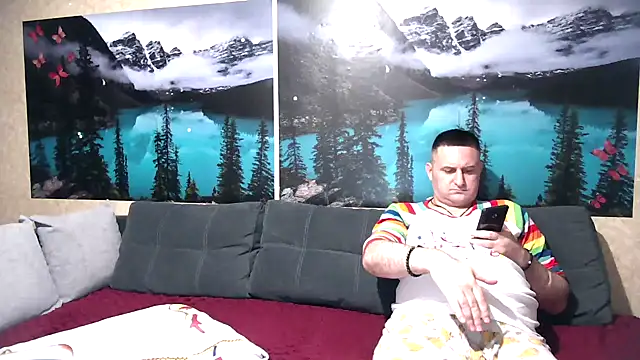 Snapshot of Big_Boss55 chatting on October 20, 7:47 pm Big Boss55 online show from October 20, 7:47 pm