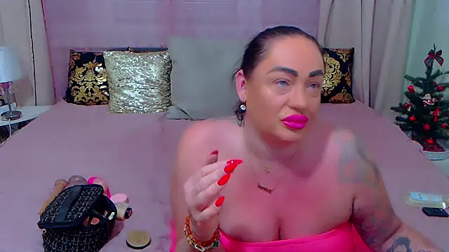 BustyVicky online show from December 30, 10:55 pm