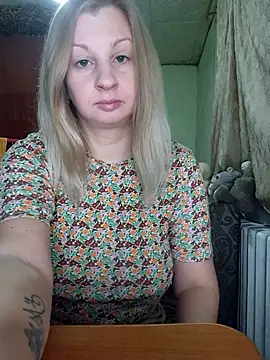 Snapshot of BustyBlond chatting on January 7, 4:26 am BustyBlond online show from January 7, 4:26 am