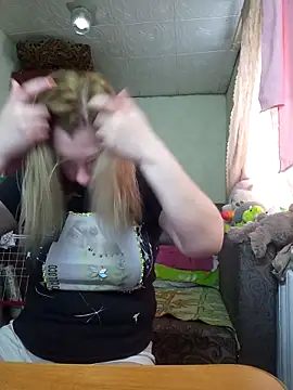 BustyBlond online show from May 11, 3:56 am