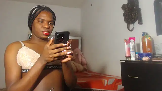 Snapshot of Kristal_Cox1 chatting on March 12, 9:10 pm Kristal Cox1 online show from March 12, 9:10 pm