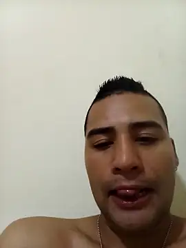 Snapshot of EISONREINA11 chatting on November 27, 2:57 am EISONREINA11 online show from November 27, 2:57 am