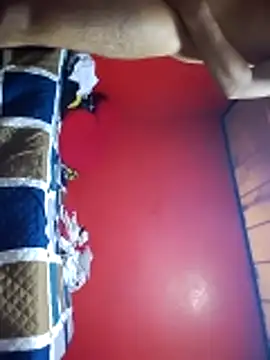 Snapshot of EISONREINA11 chatting on February 5, 9:41 pm EISONREINA11 online show from February 5, 9:41 pm