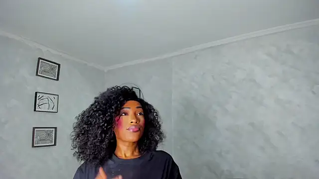 Snapshot of Emattaylor chatting on March 25, 12:11 pm Emattaylor online show from March 25, 12:11 pm