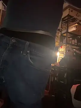 htk1975 online show from January 18, 10:52 am