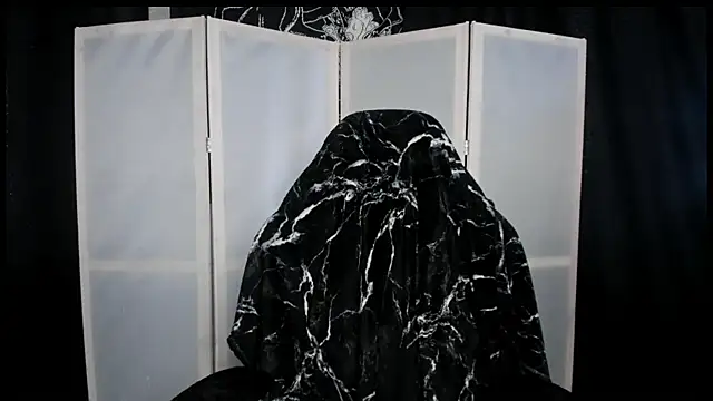 Snapshot of YourDyingBride chatting on March 21, 8:19 am YourDyingBride online show from March 21, 8:19 am