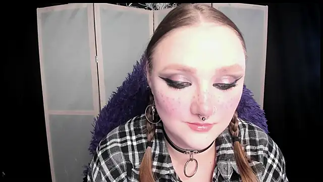 Snapshot of YourDyingBride chatting on March 24, 6:35 pm YourDyingBride online show from March 24, 6:35 pm