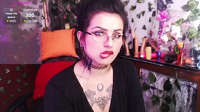 demon ssofy online show from May 19, 9:10 pm