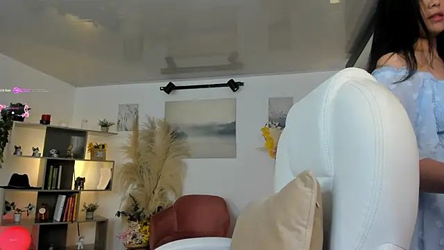 Snapshot of Alexandra_ra chatting on December 7, 3:52 pm Alexandra ra online show from December 7, 3:52 pm