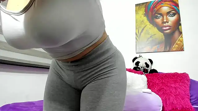 Emiily 88 online show from March 9, 8:40 am