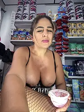 sammyqueenx21 online show from February 4, 7:55 pm