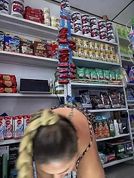 sammyqueenx21 online show from February 6, 3:41 pm