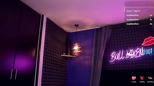 bull vixen2001 online show from December 15, 11:58 am