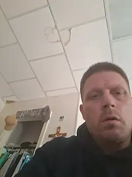 Snapshot of curiouscock38 chatting on May 31, 4:36 pm curiouscock38 online show from May 31, 4:36 pm
