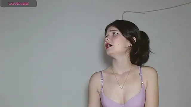 emily littesweet online show from July 10, 1:43 am
