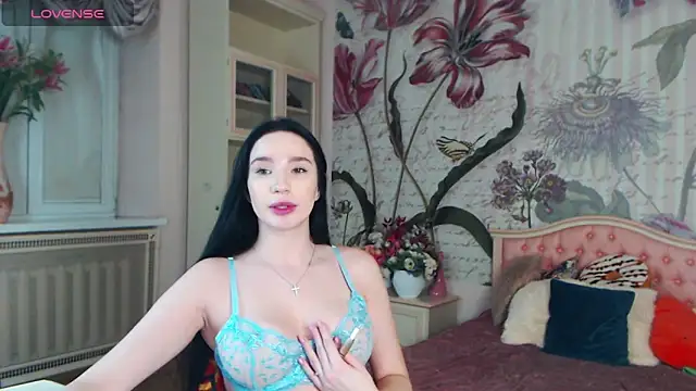 AliciaBow online show from January 22, 2:35 pm