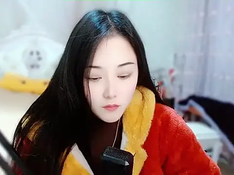 Snapshot of Angel-C chatting on January 17, 1:57 am Angel-C online show from January 17, 1:57 am