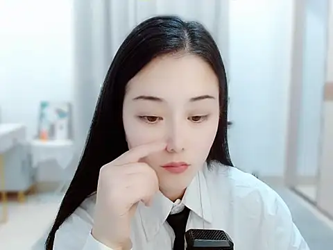 Snapshot of Angel-C chatting on February 18, 1:54 am Angel-C online show from February 18, 1:54 am